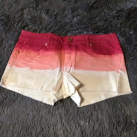 NWOT TinselTown Ladies Pink Ombré Shorts Sz 9 - Picture 1 of 5